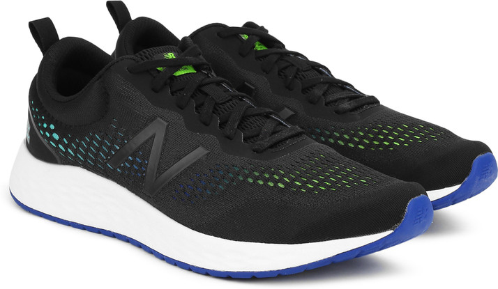 New Balance Arishi Black | Pivot