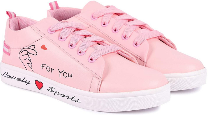 classy sneakers womens
