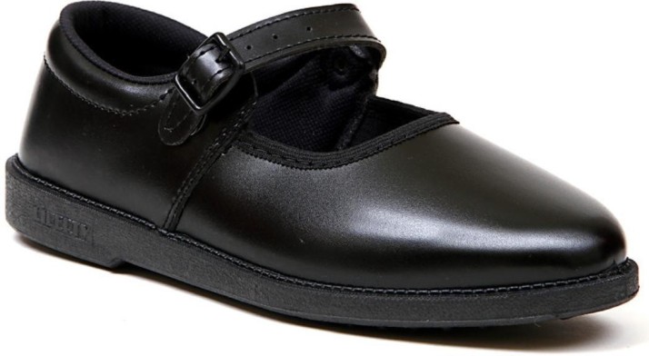 flipkart school shoes