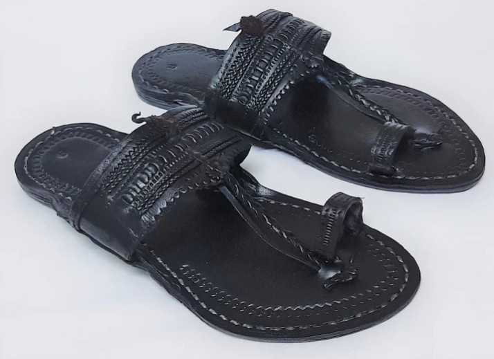 kolhapuri chappal men flipkart