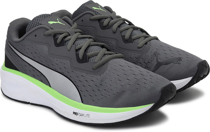 puma sports shoes 50 discount