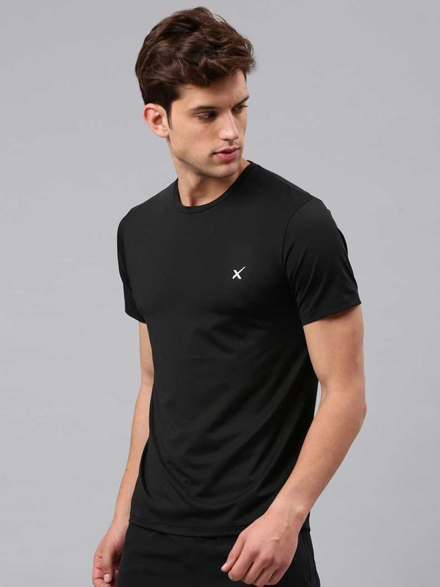 nihaj Solid Men Round Neck Black T 