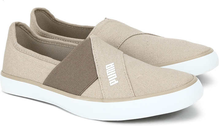 puma walking sandals