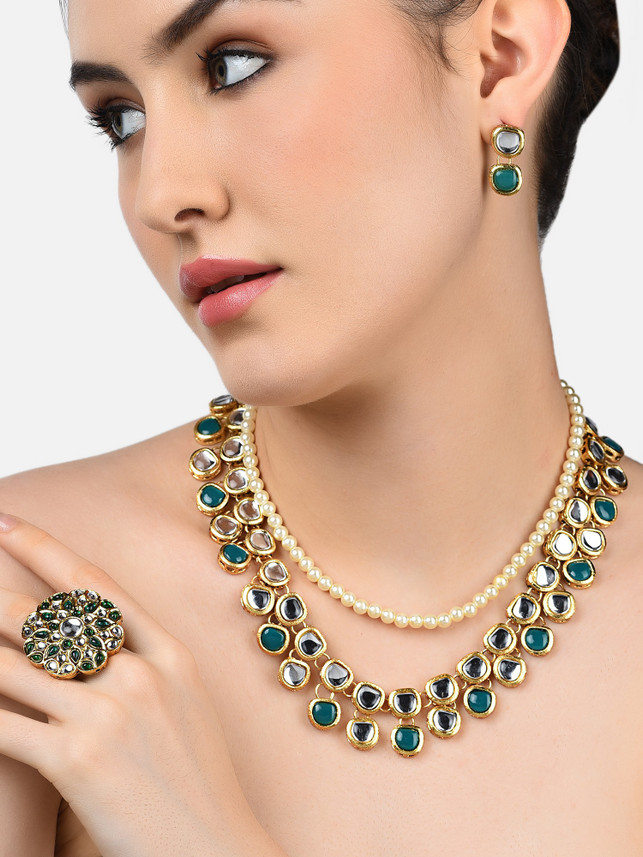 ZAVERI PEARLS Stone Price in India 