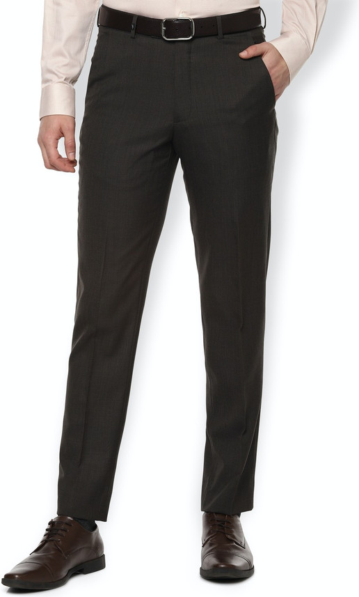 VAN HEUSEN Regular Fit Men Black 