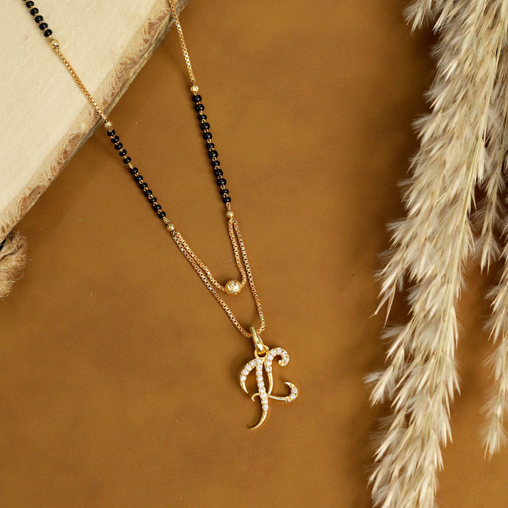 letter gold plated pendant locket 