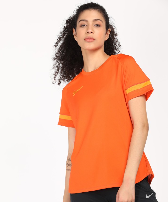 nike t shirt women's orange