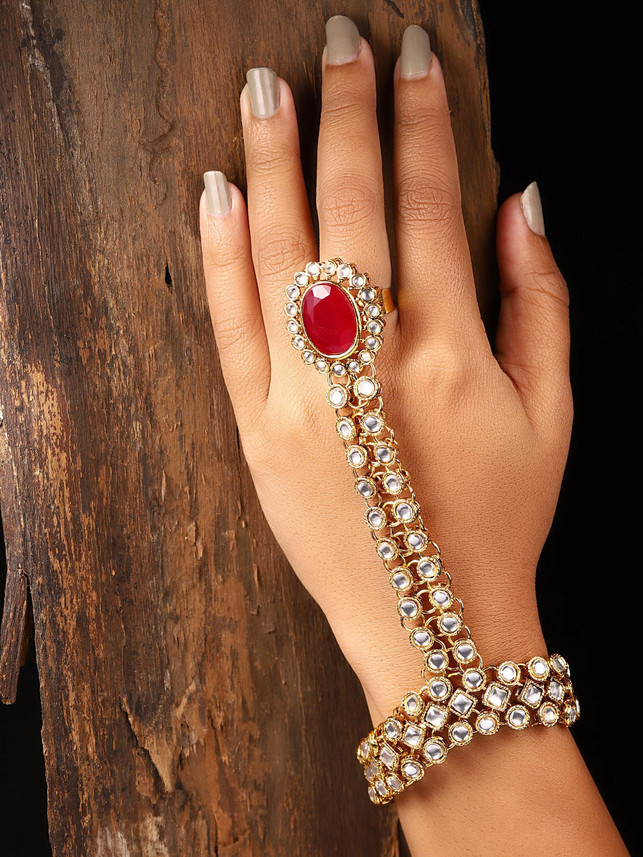 ZAVERI PEARLS Stone Gold-plated Ring 
