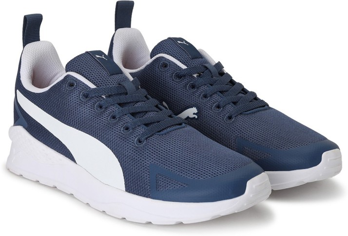 puma walking shoes mens