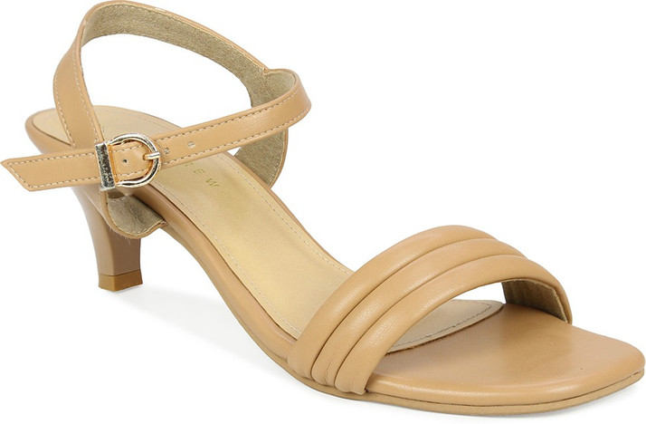 Design crew Women Beige Heels - Buy 