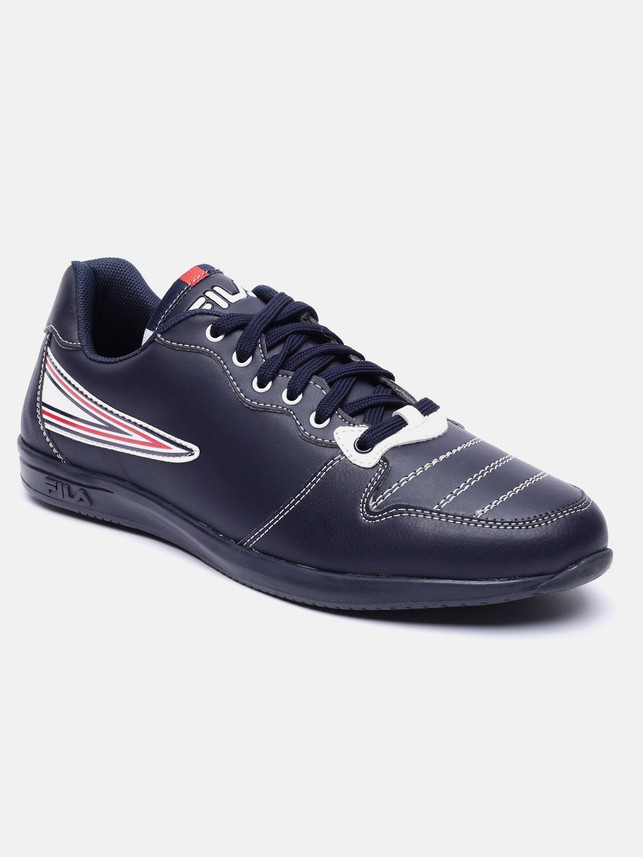 fila canvas trainers