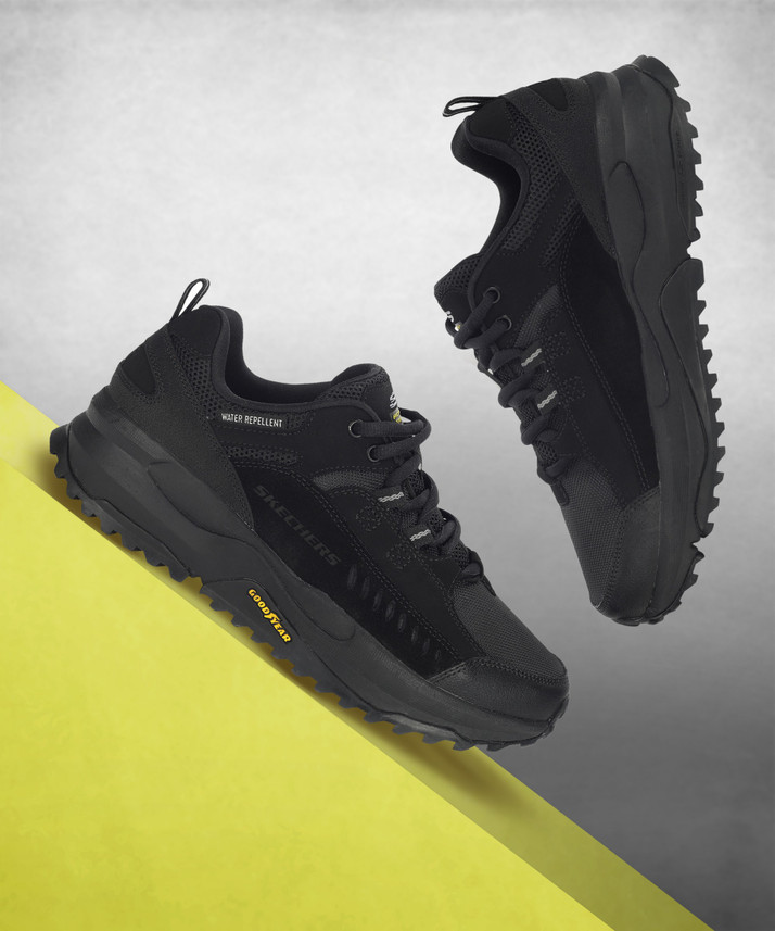 skechers toe cap trainers