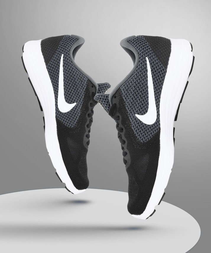 nike revolution 3 flipkart