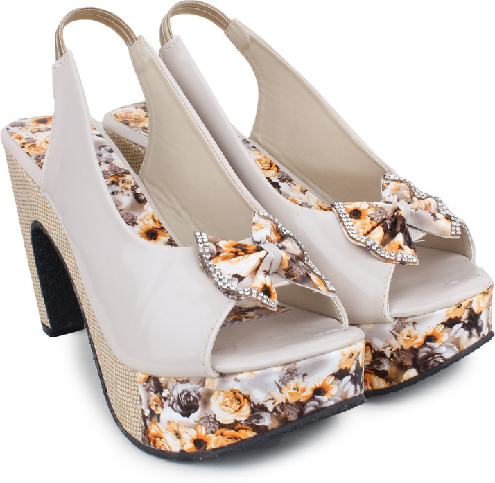 cream colored sandals heels
