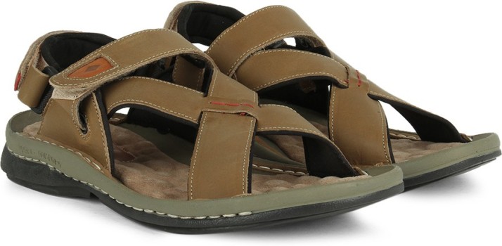 lee cooper sandals flipkart