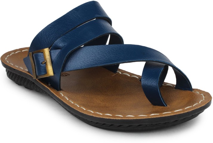 columbus sandals flipkart