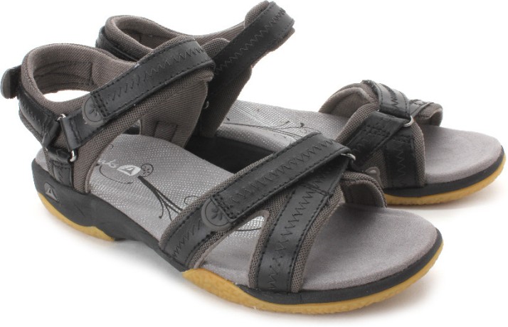 clarks isna pebble sandals