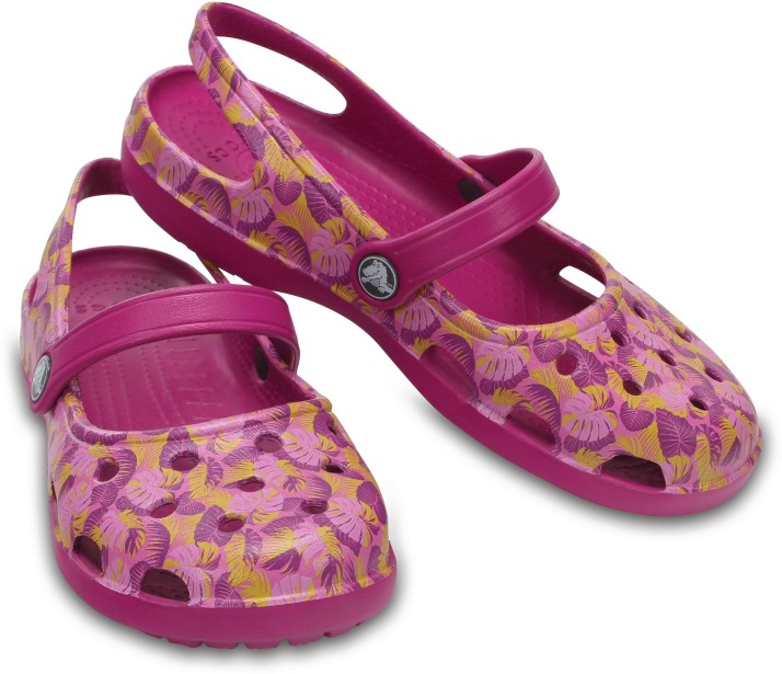 crocs women flipkart