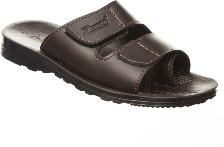 paragon rainy sandals for mens