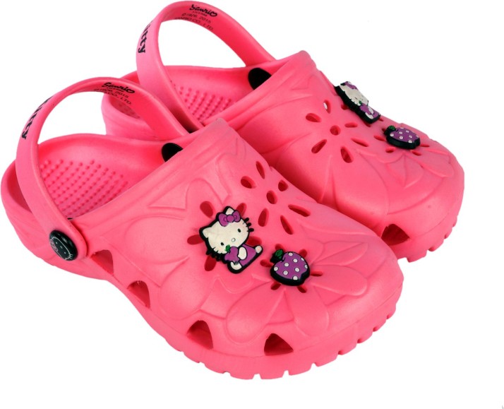 hello kitty clogs