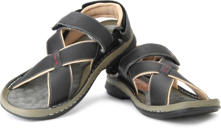 lee cooper sandals flipkart