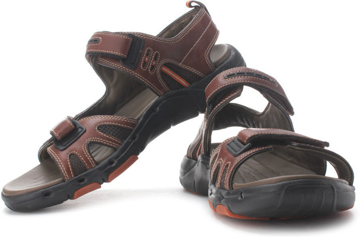 clarks casual sandals