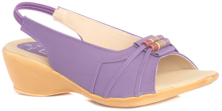 designer sandals for women