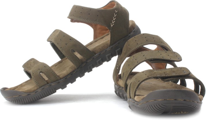 Aggregate more than 156 casual sandals with velcro fastening super hot -  netgroup.edu.vn