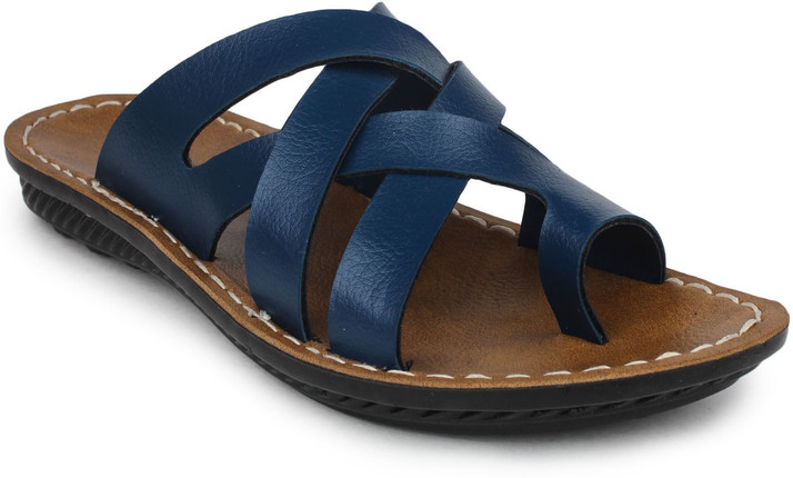 columbus sandals flipkart