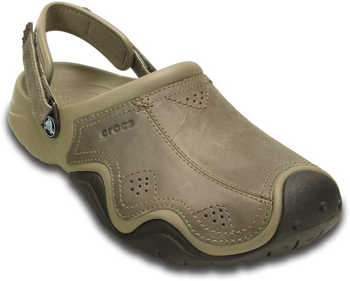 brown crocs for men