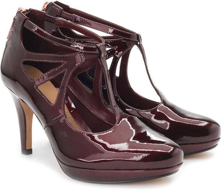 clarks burgundy heels