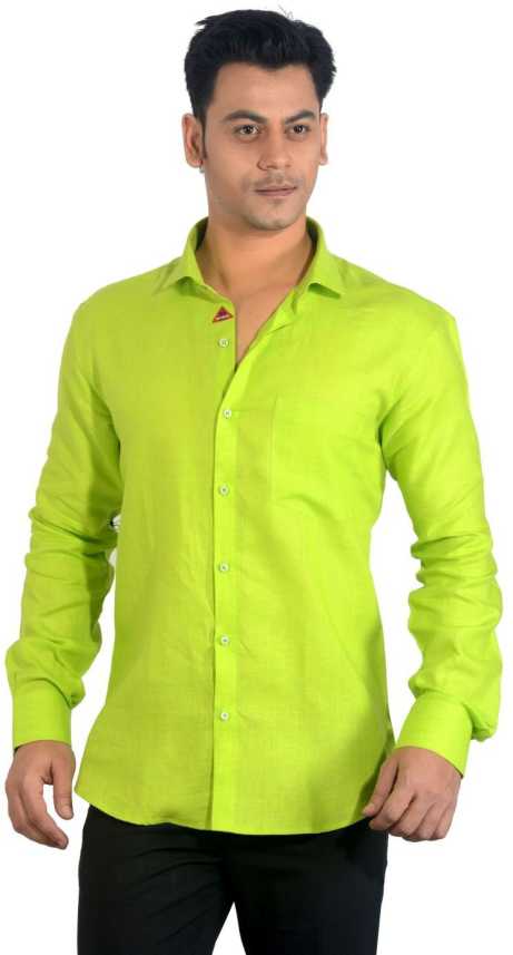 What color shirt with green pants