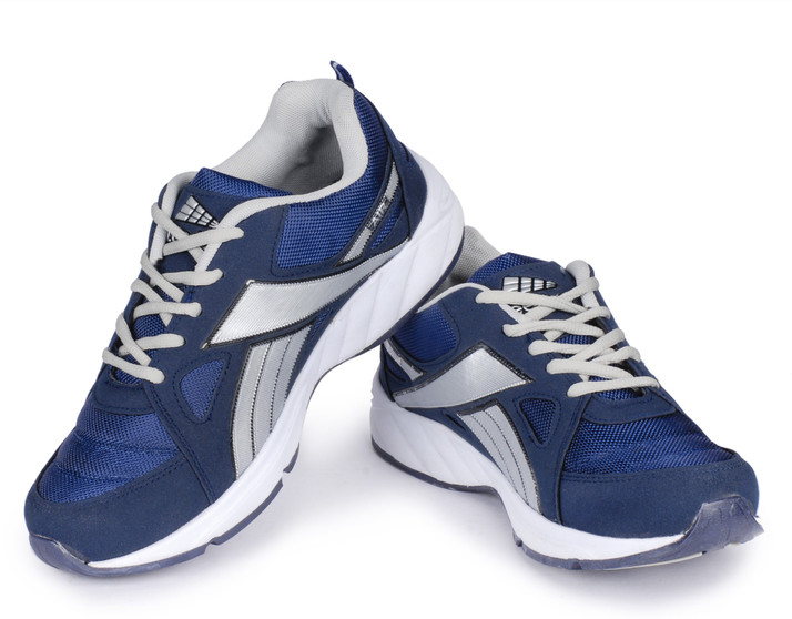 leedas sports shoes