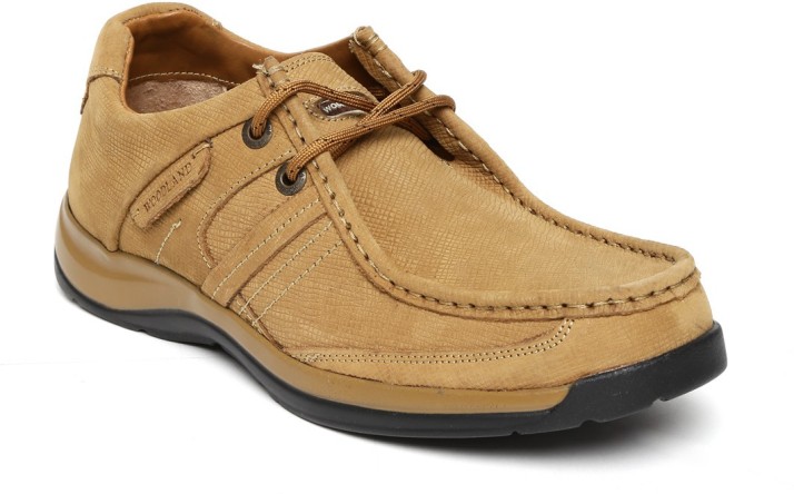 brown casual shoes flipkart