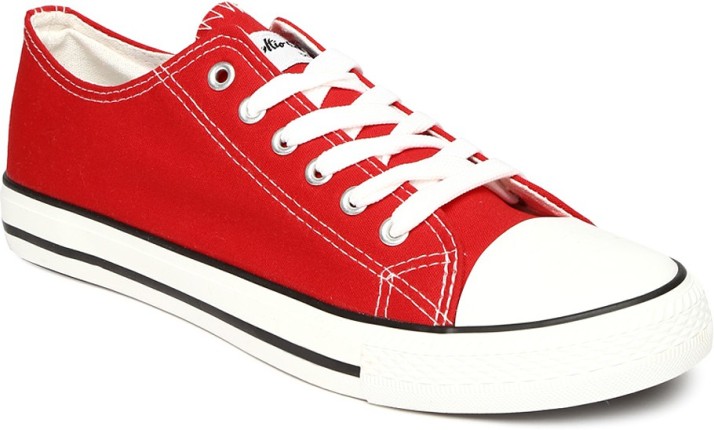 canvas shoes red color