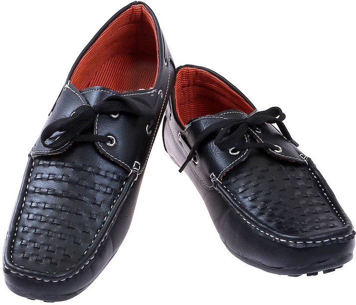 boat shoes flipkart