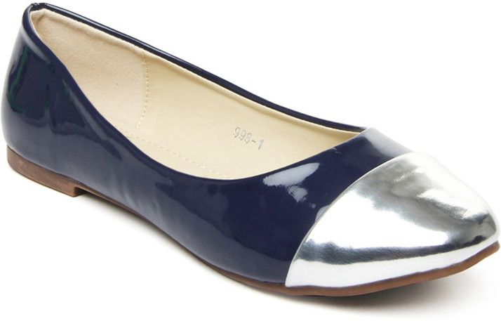 mast and harbour bellies