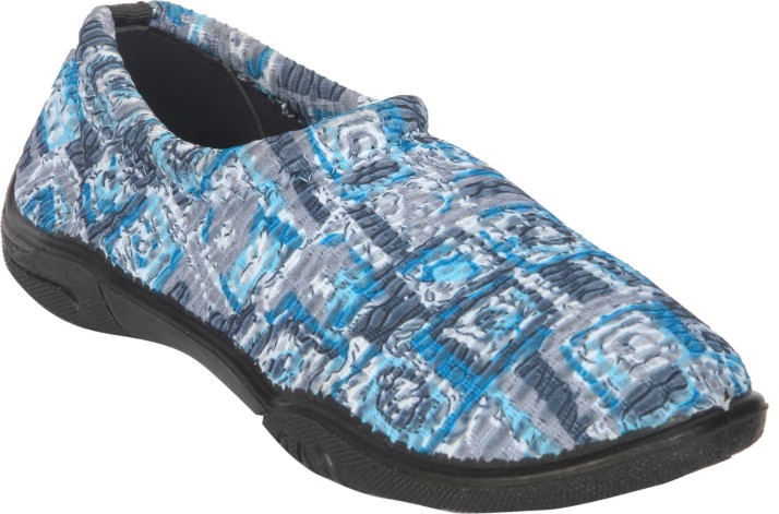 casual shoes flipkart