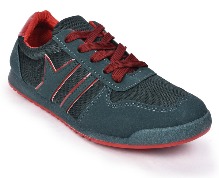 action sports shoes flipkart