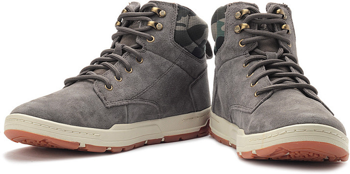 caterpillar colfax mid boot