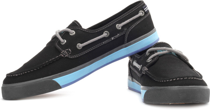 nautica spinnaker boat shoes