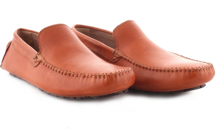 tan loafer shoes