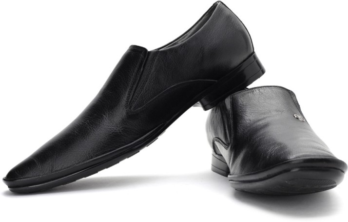 MOCHI Slip On Shoes For Men - Buy Black 