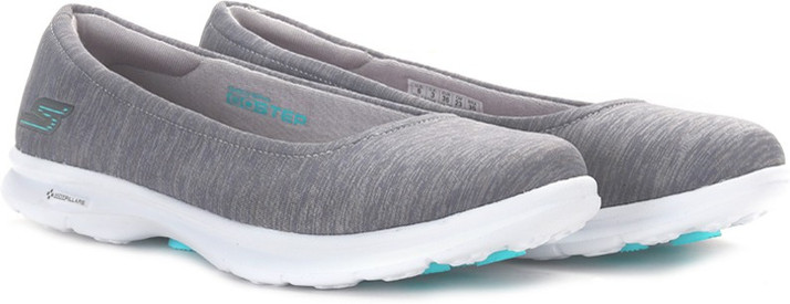skechers women flipkart