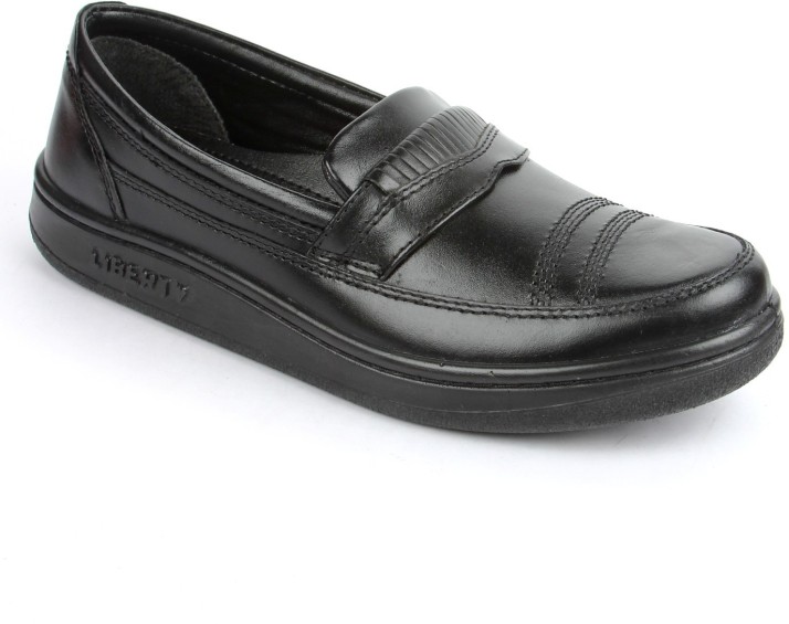 slip on shoes flipkart