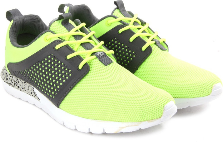 lee cooper sneakers flipkart