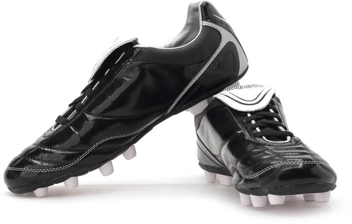 flipkart football shoes