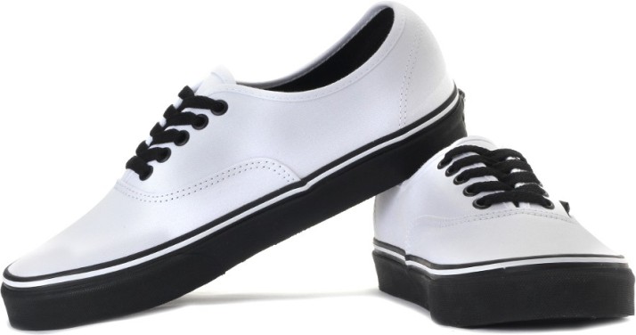black sole white vans