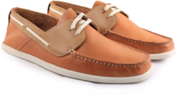 arrow boat shoes