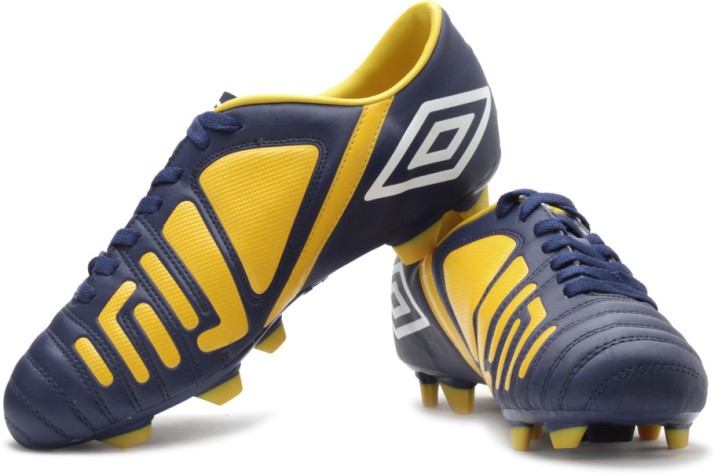 umbro football cleats